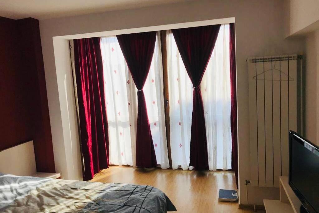 Cozy 2 Rooms Apartment Close To City Center Бухарест Экстерьер фото